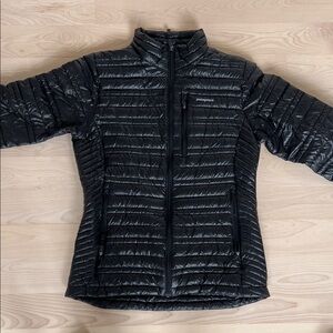 Women's Patagonia Black Quilted Jacket size small